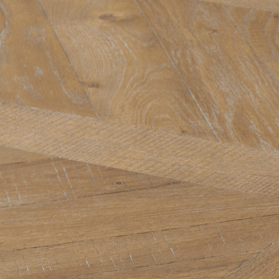 Landmark Round Dining Table