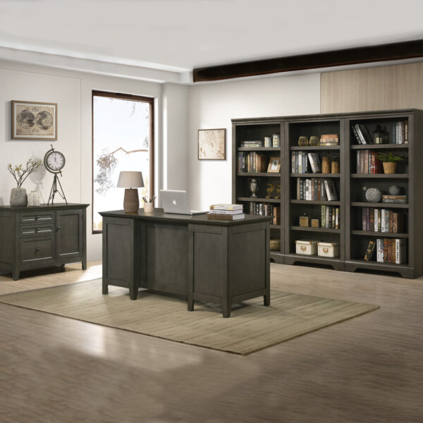 San Mateo 62" Executive Desk | Gray