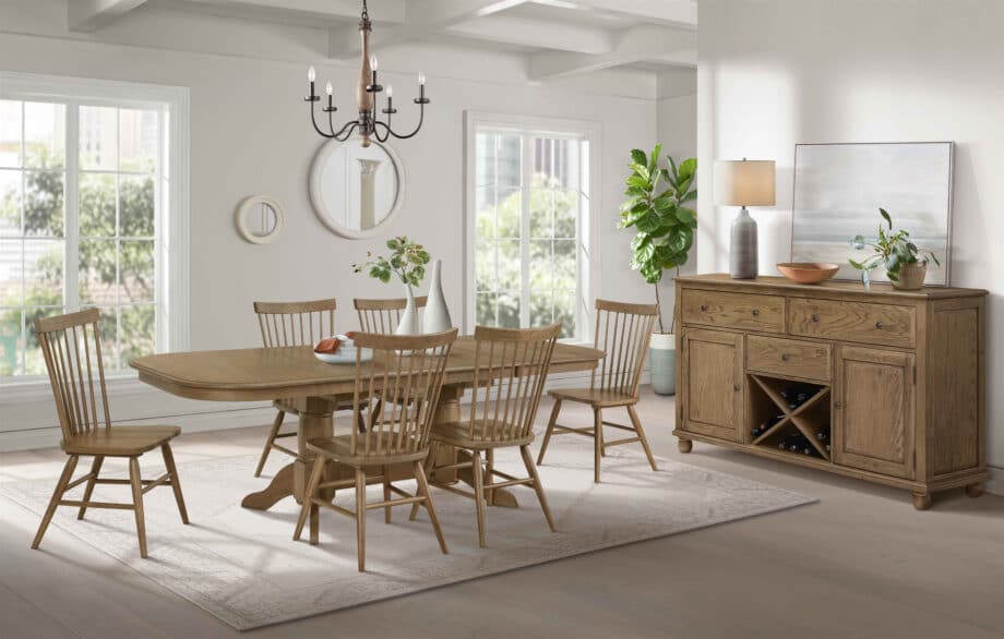 Colonial Oak Spindle Chair