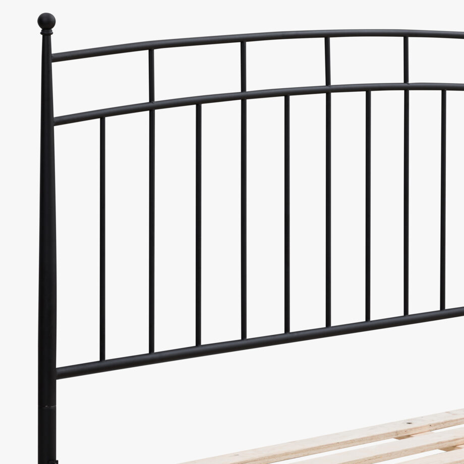 Traditional King Metal Bed