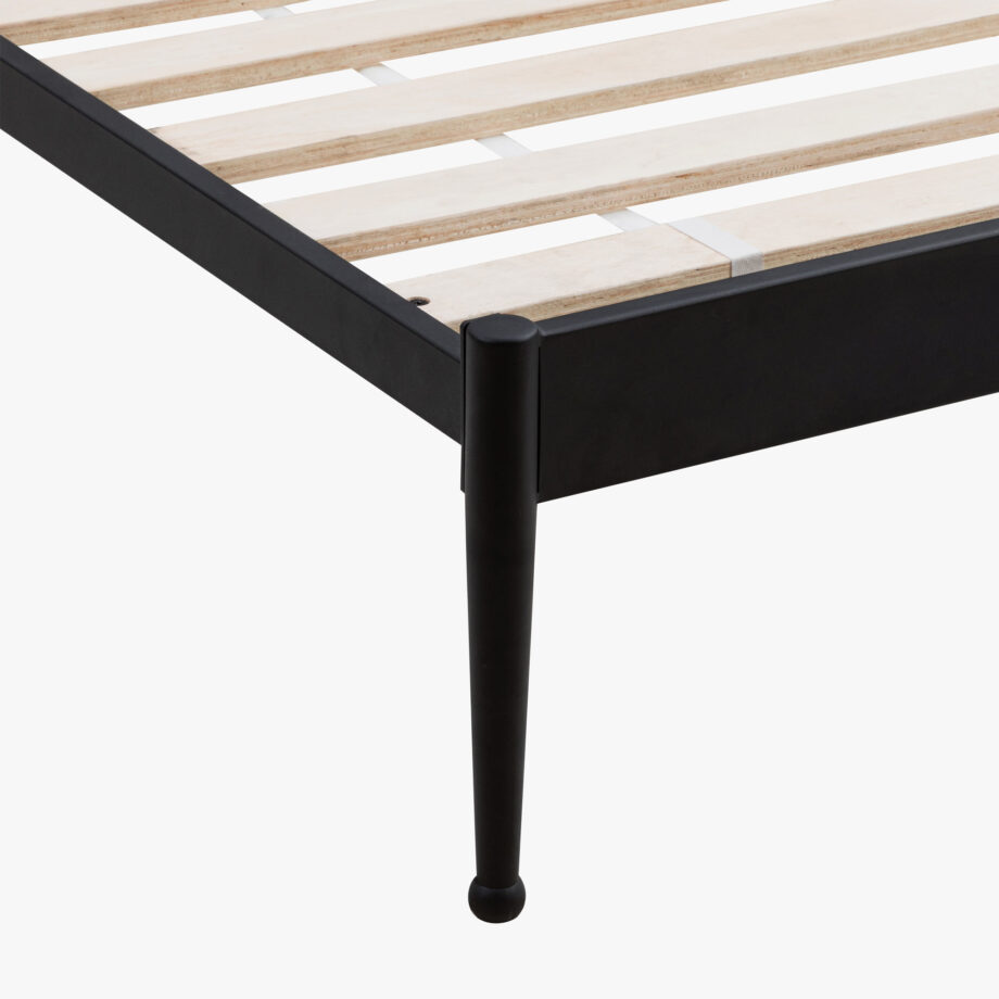 Traditional King Metal Bed
